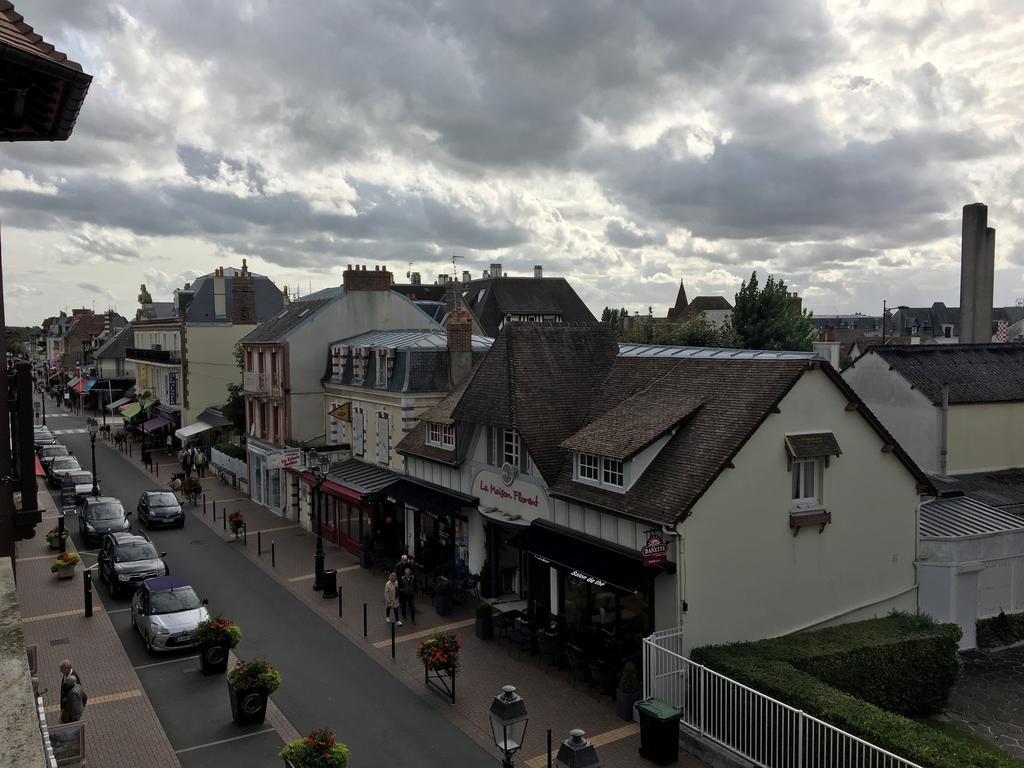 Hotel De Paris Cabourg Εξωτερικό φωτογραφία